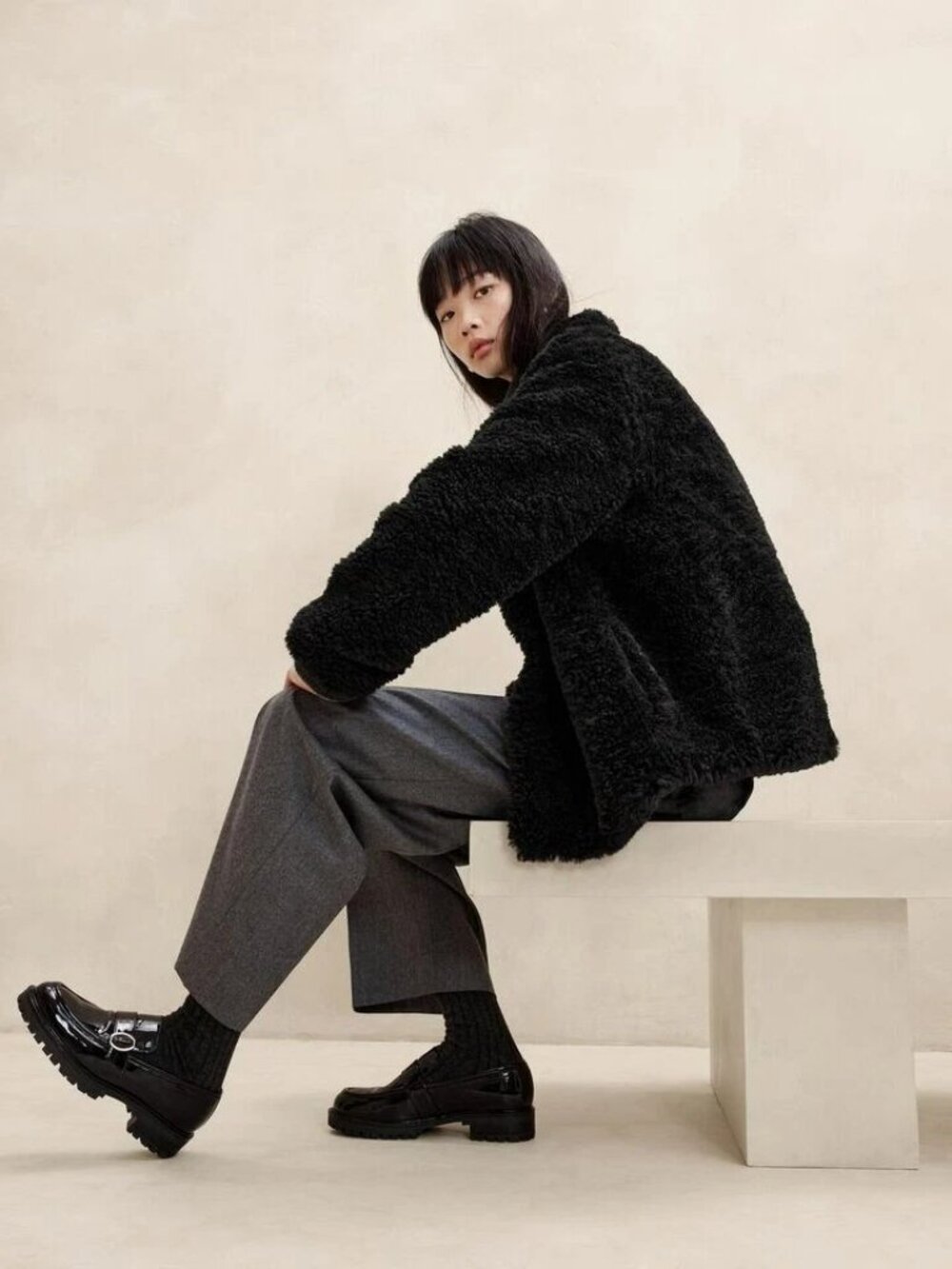 Banana Republic PS Petite Small Serres Curly Sherpa Coat Black NWT! Beautiful! - Picture 2 of 5